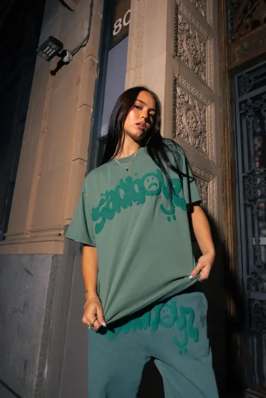 $ADBOYZ EMERALD TEE - SHIRT Model